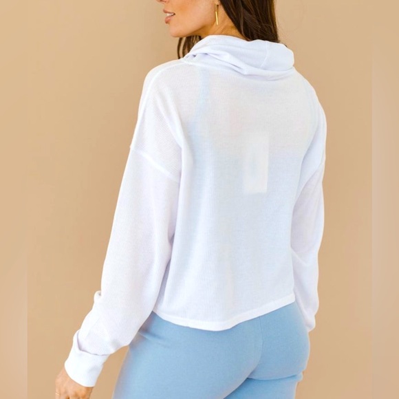 NWT Mono B White Waffle Knit Cowl Neck Pull Over Top - Picture 2 of 12